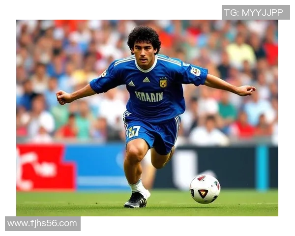 最帅足球明星在绿茵场上的精彩瞬间与踢球技艺展示