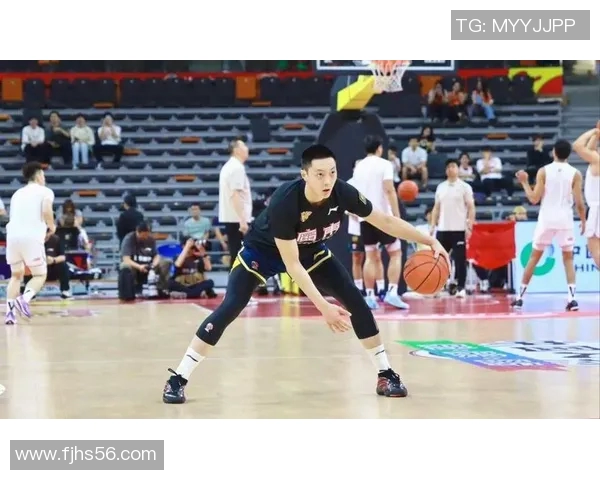 打篮球圈粉的明星有哪些他们的球技和魅力让人无法抵挡